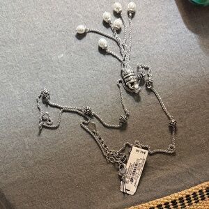 Chic Silver Necklace with Beaded Accents